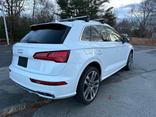 Photo 3 VIN: WA1C4AFY9J2058791 - AUDI SQ5 