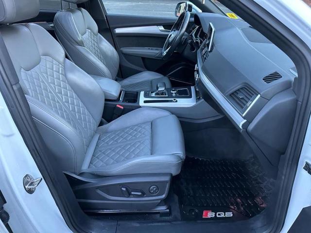 Photo 4 VIN: WA1C4AFY9J2058791 - AUDI SQ5 