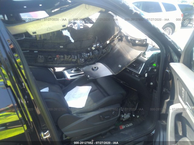 Photo 4 VIN: WA1C4AFYXK2127800 - AUDI SQ5 