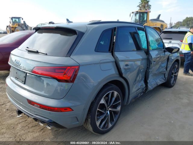 Photo 3 VIN: WA1C4BFY9M2025722 - AUDI SQ5 