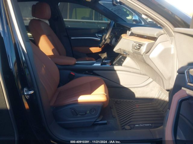 Photo 4 VIN: WA1CAAGE5RB016630 - AUDI Q8 