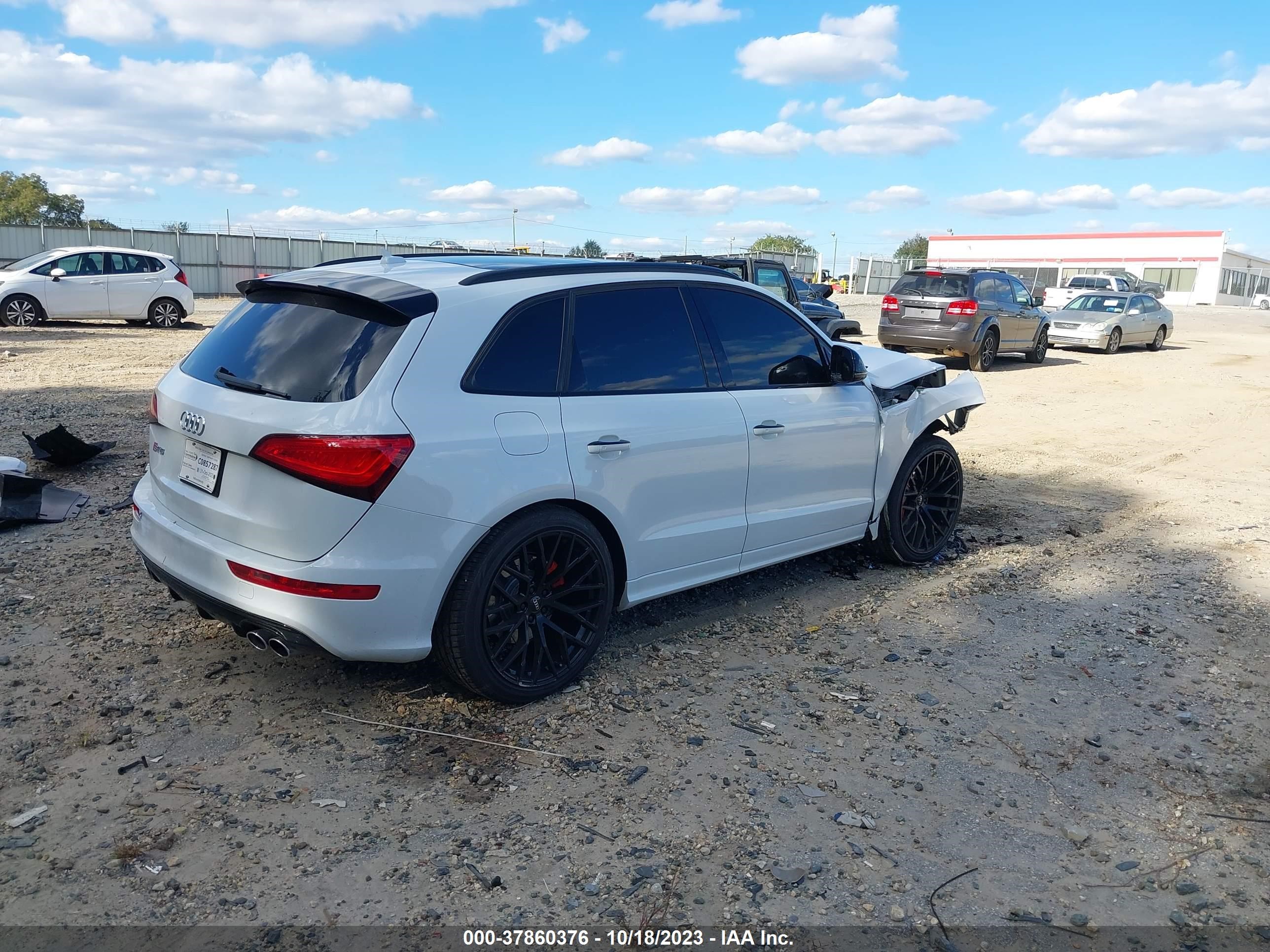 Photo 3 VIN: WA1CCAFP8HA020706 - AUDI SQ5 