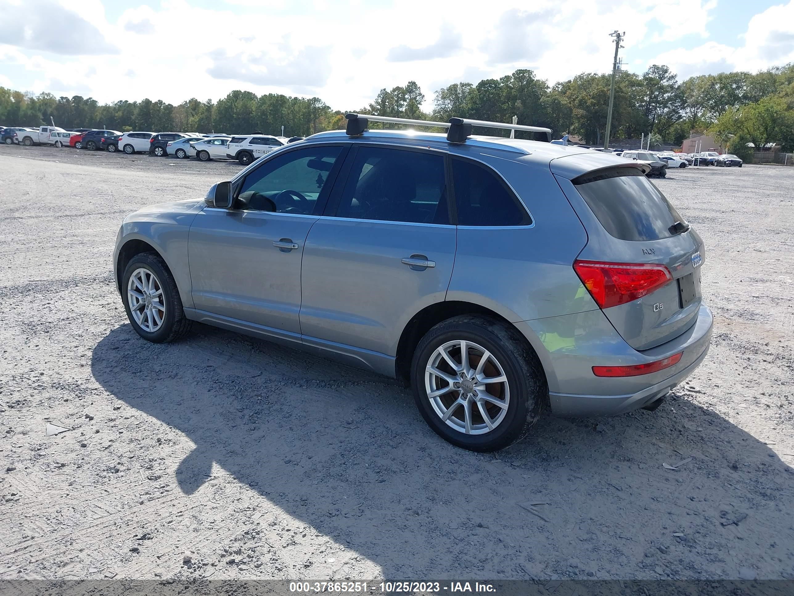 Photo 2 VIN: WA1CFAFP0BA008032 - AUDI Q5 