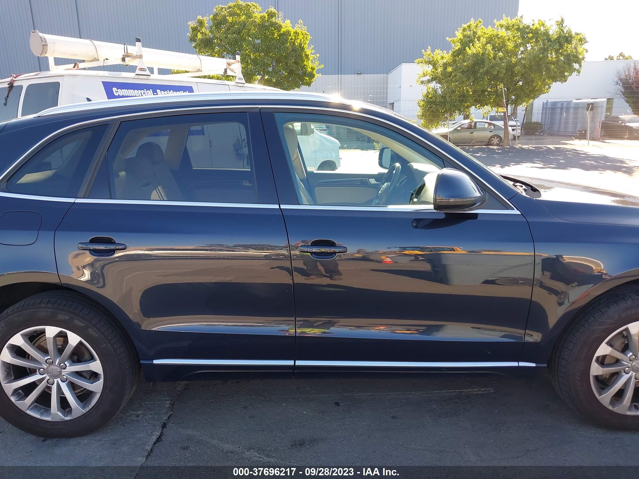 Photo 12 VIN: WA1CFAFP2DA075931 - AUDI Q5 