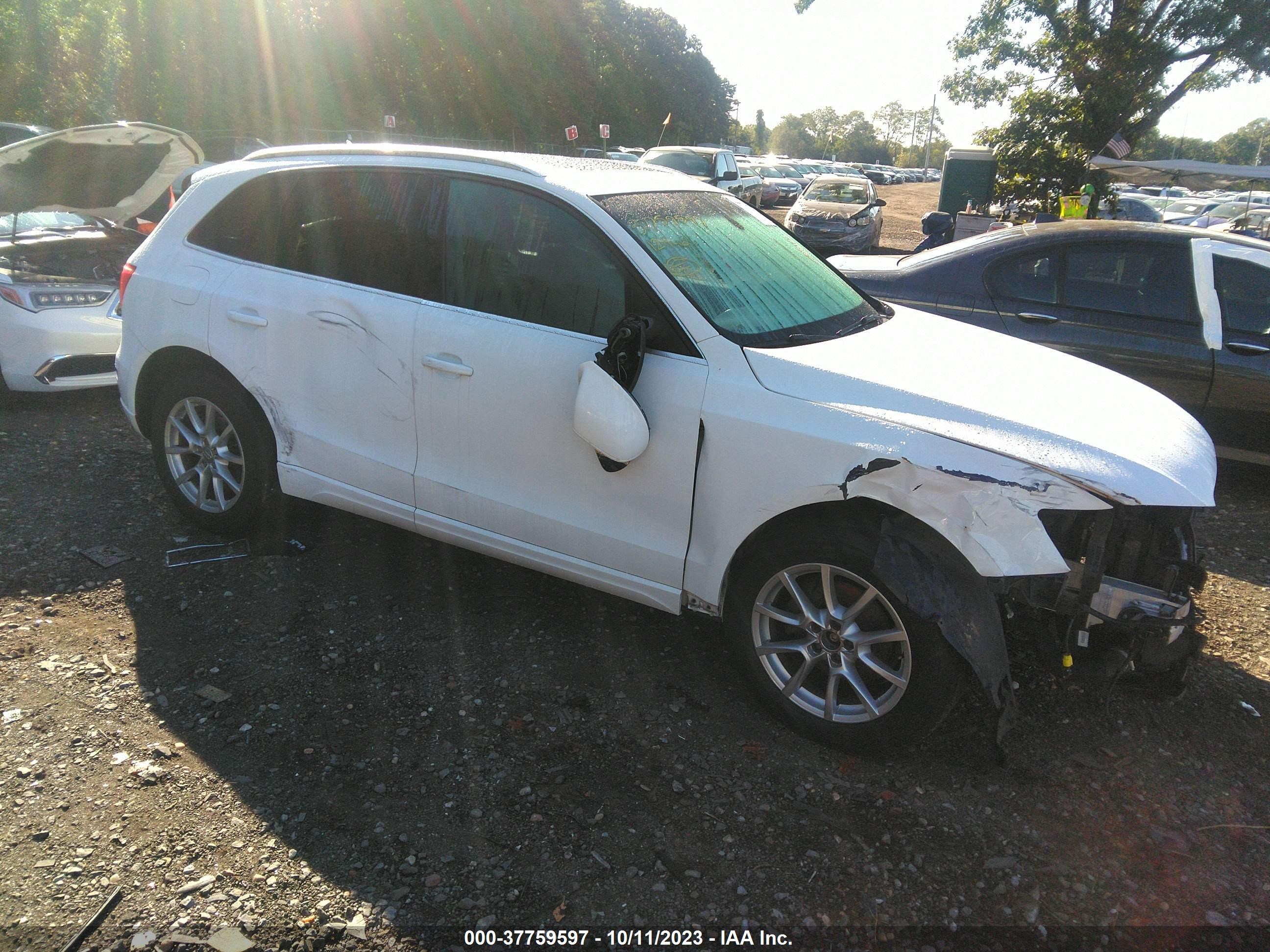 Photo 12 VIN: WA1CFAFP3CA002758 - AUDI Q5 