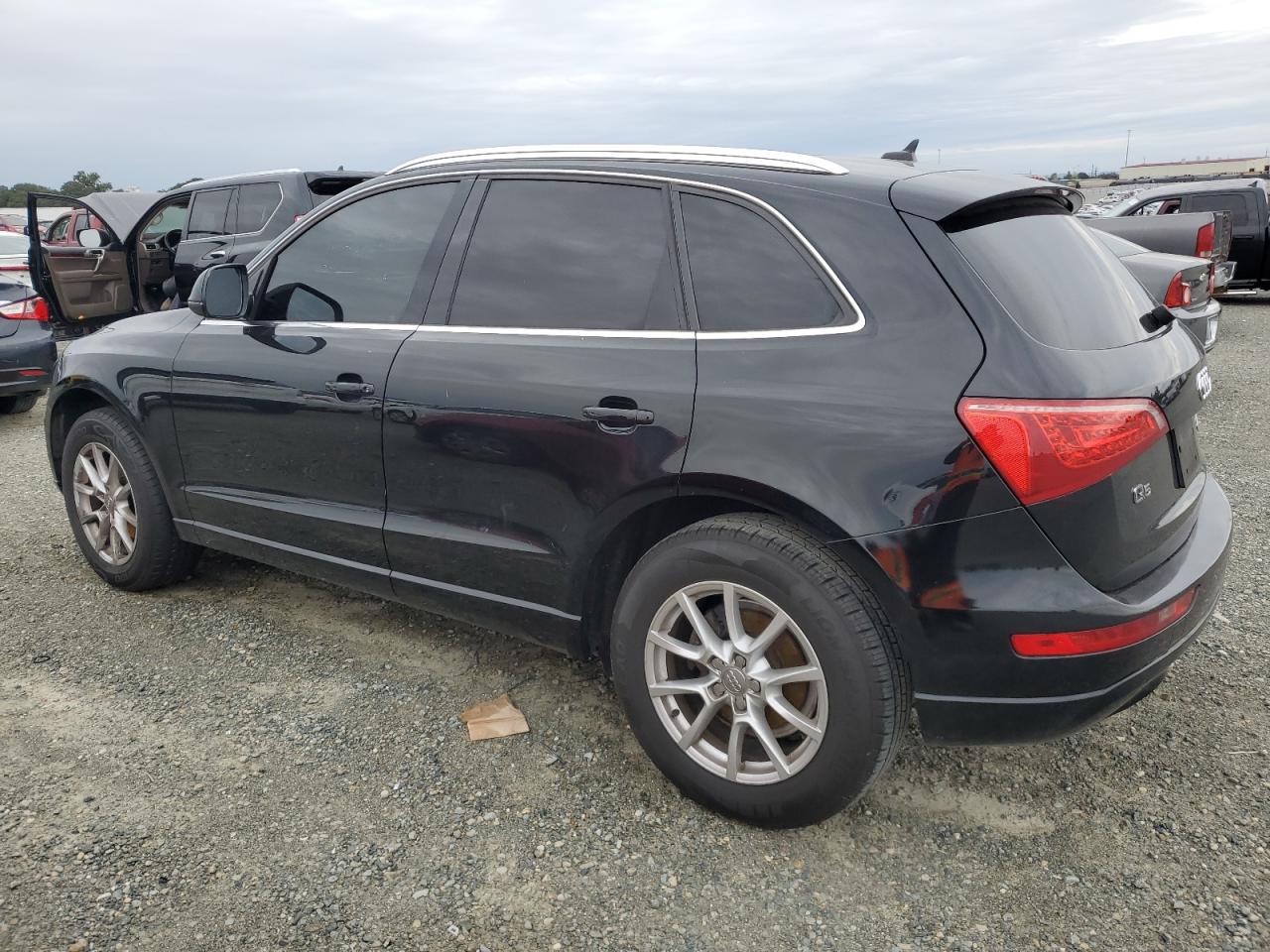 Photo 1 VIN: WA1CFAFP4BA060215 - AUDI Q5 