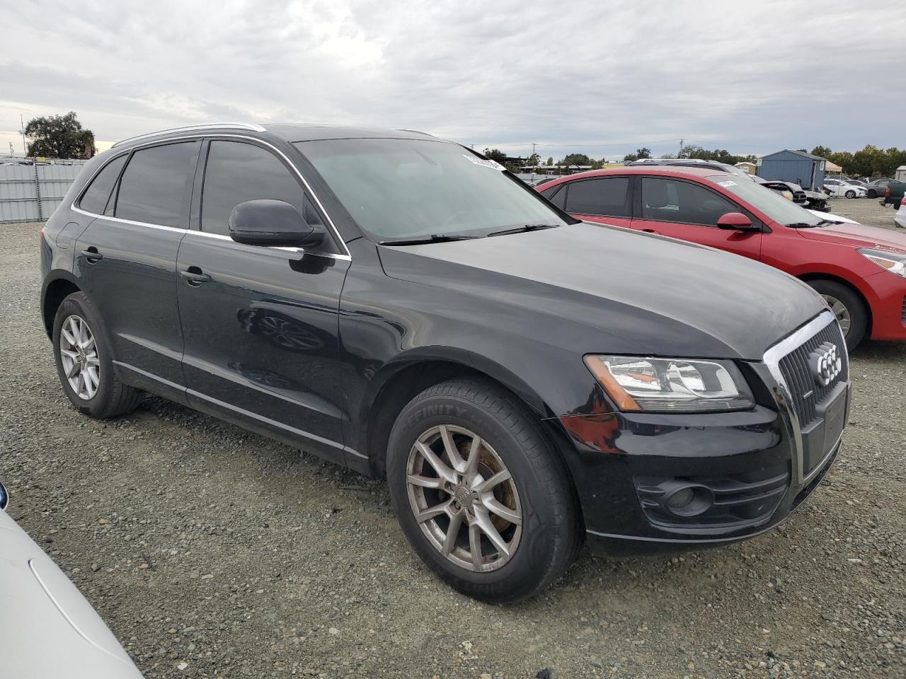 Photo 3 VIN: WA1CFAFP4BA060215 - AUDI Q5 