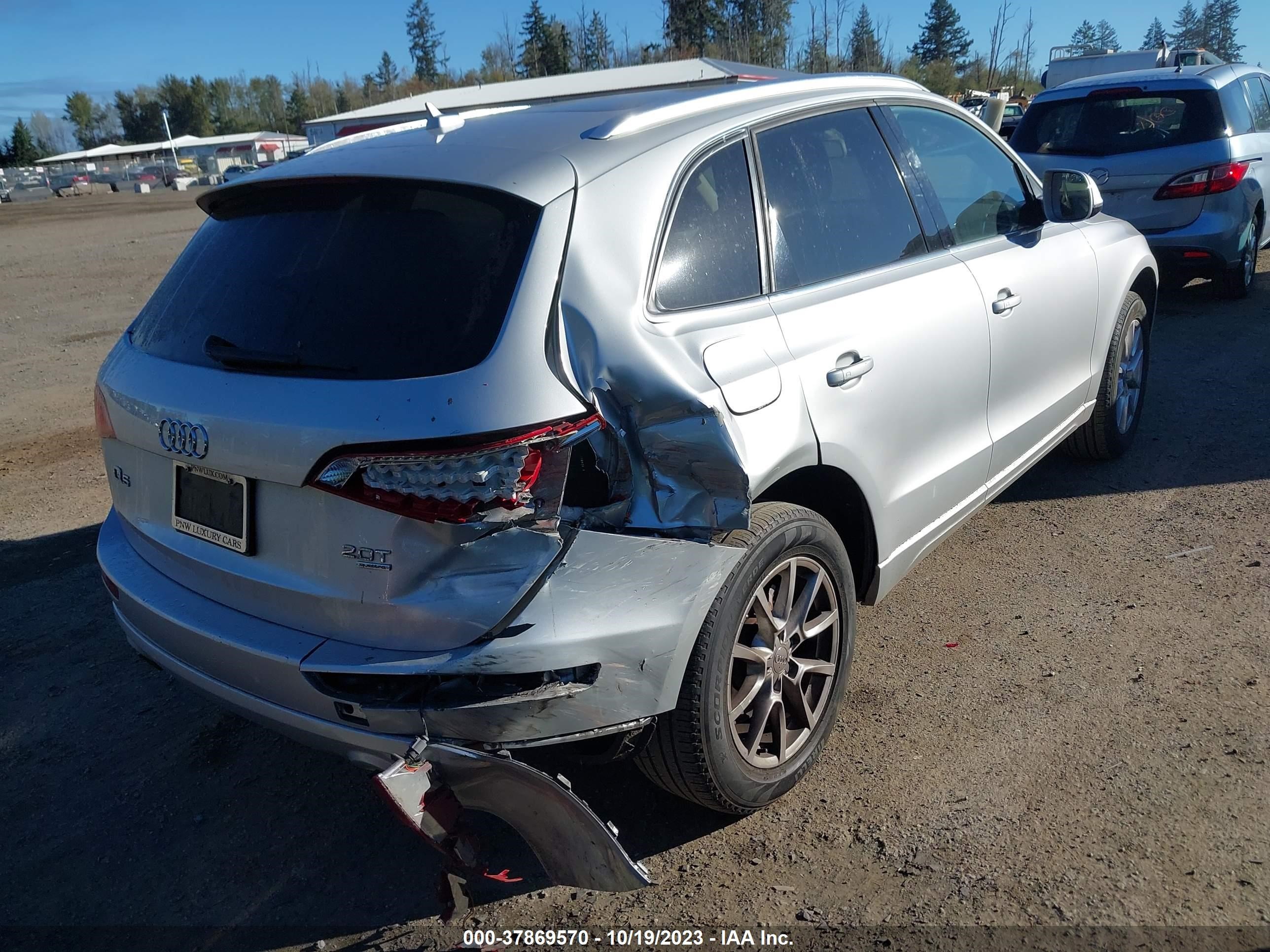 Photo 3 VIN: WA1CFAFP8CA073650 - AUDI Q5 