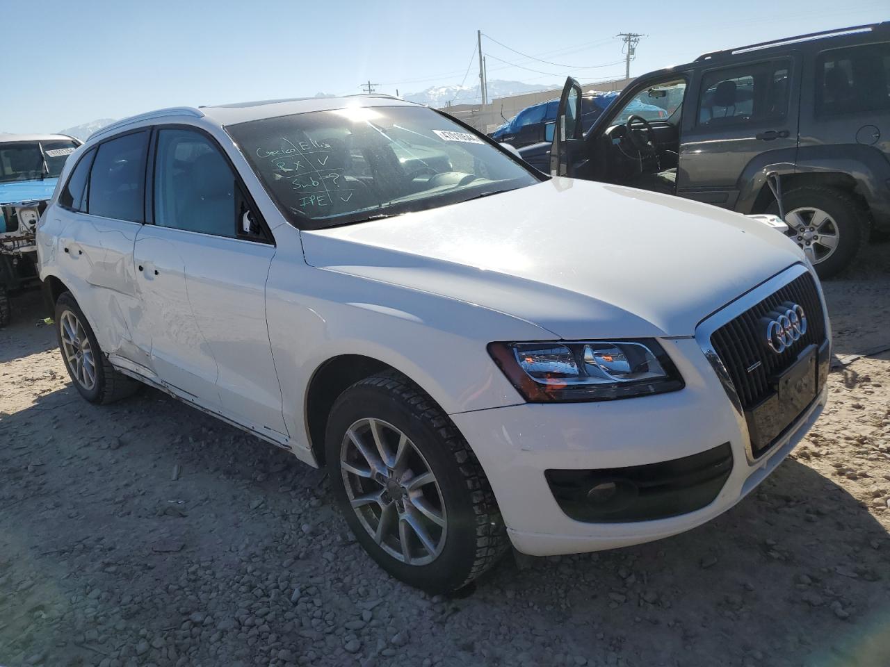 Photo 3 VIN: WA1CFAFPXBA030832 - AUDI Q5 