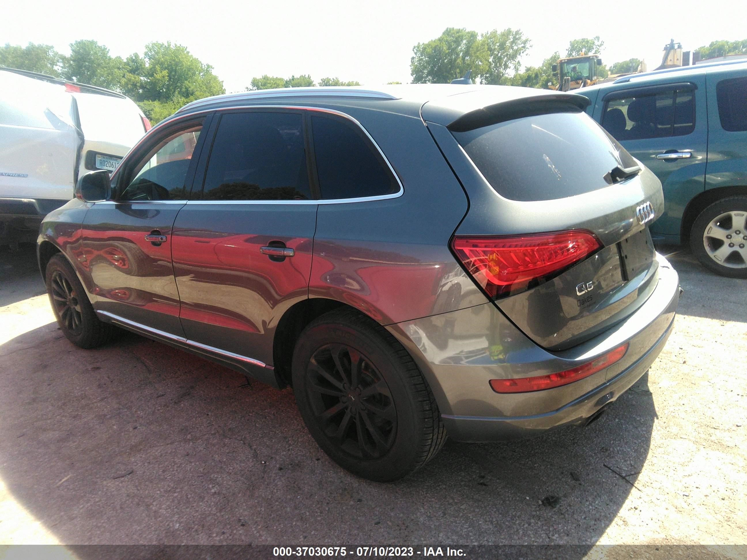 Photo 2 VIN: WA1CFAFPXDA093920 - AUDI Q5 