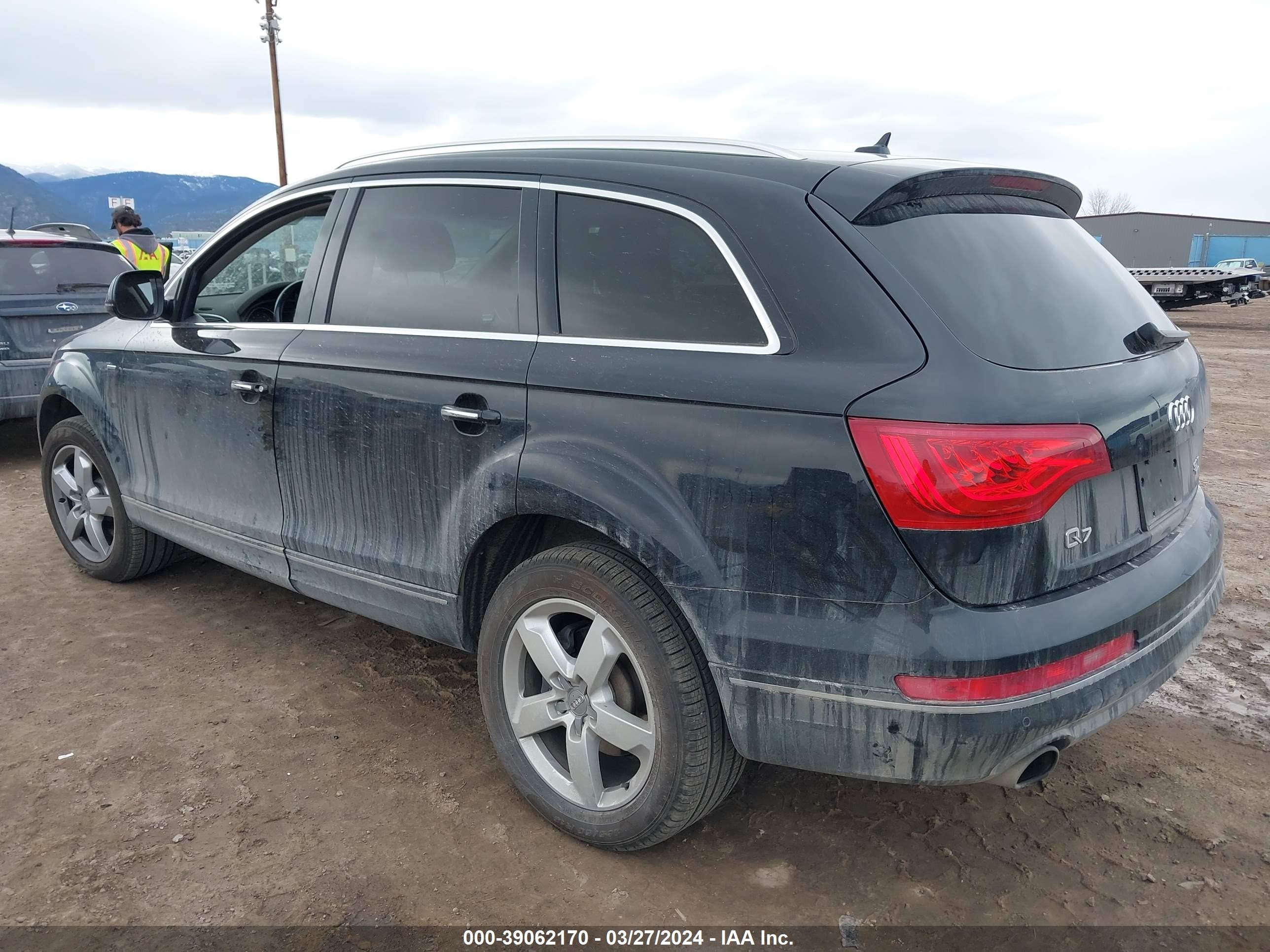 Photo 2 VIN: WA1CGAFE6FD016457 - AUDI Q7 