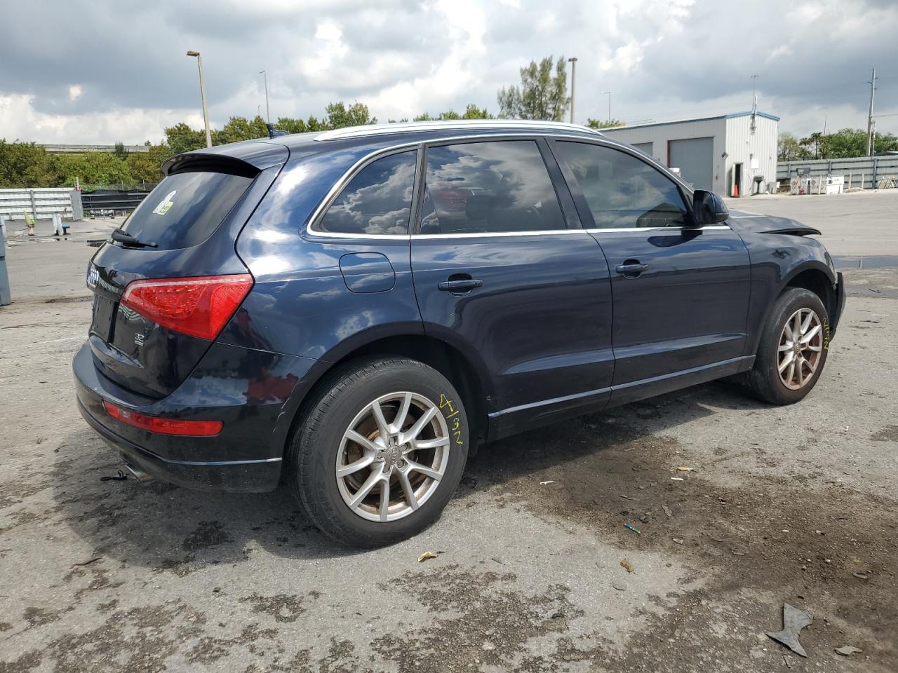 Photo 2 VIN: WA1CKAFP0AA092492 - AUDI Q5 