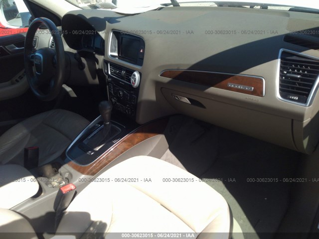 Photo 4 VIN: WA1CKAFP1AA077144 - AUDI Q5 