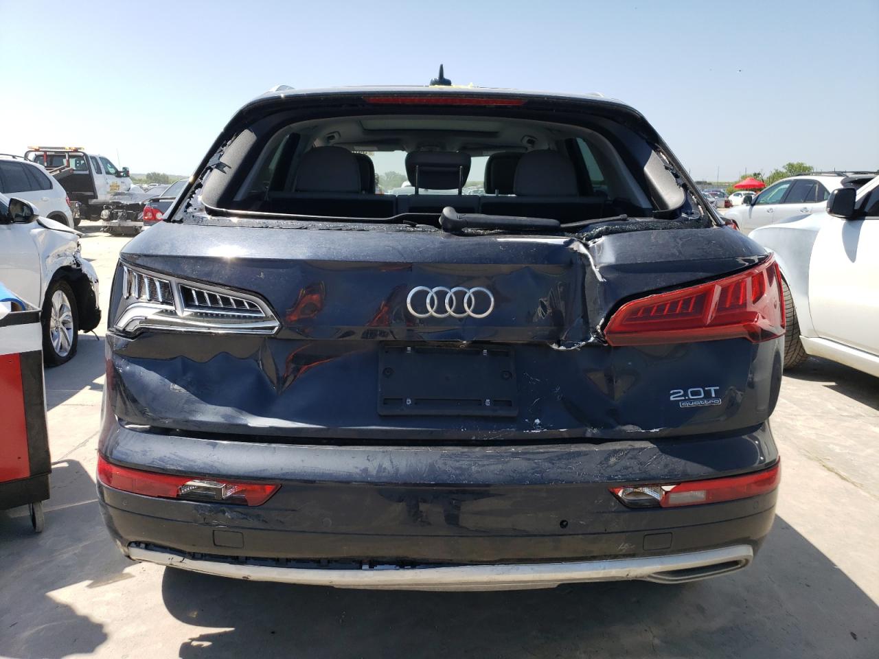 Photo 5 VIN: WA1CNAFY2J2130220 - AUDI Q5 