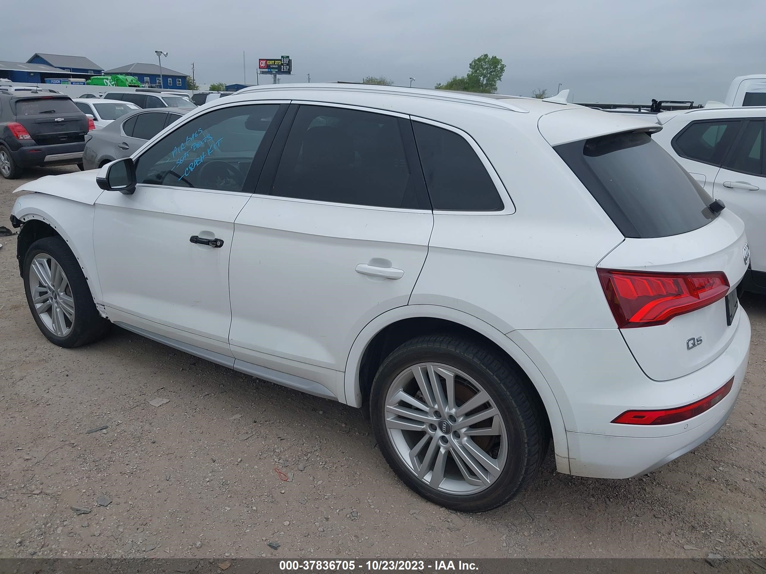 Photo 2 VIN: WA1CNAFY3J2121056 - AUDI Q5 