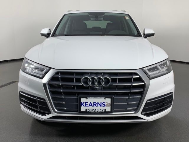 Photo 1 VIN: WA1CNAFY4J2158777 - AUDI Q5 