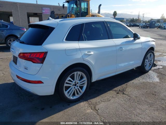 Photo 3 VIN: WA1CNAFY7J2045065 - AUDI Q5 