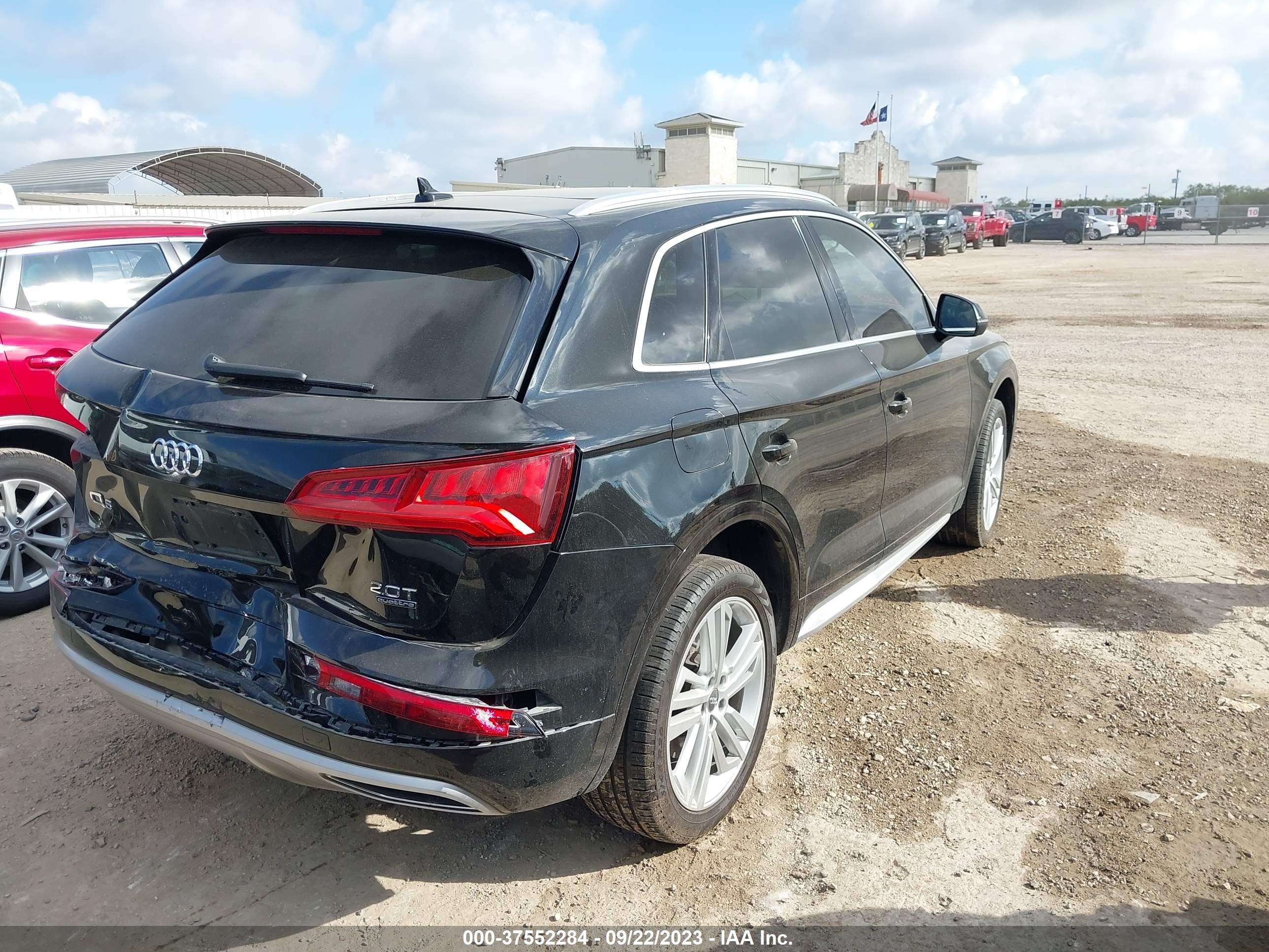 Photo 3 VIN: WA1CNAFY7J2106317 - AUDI Q5 