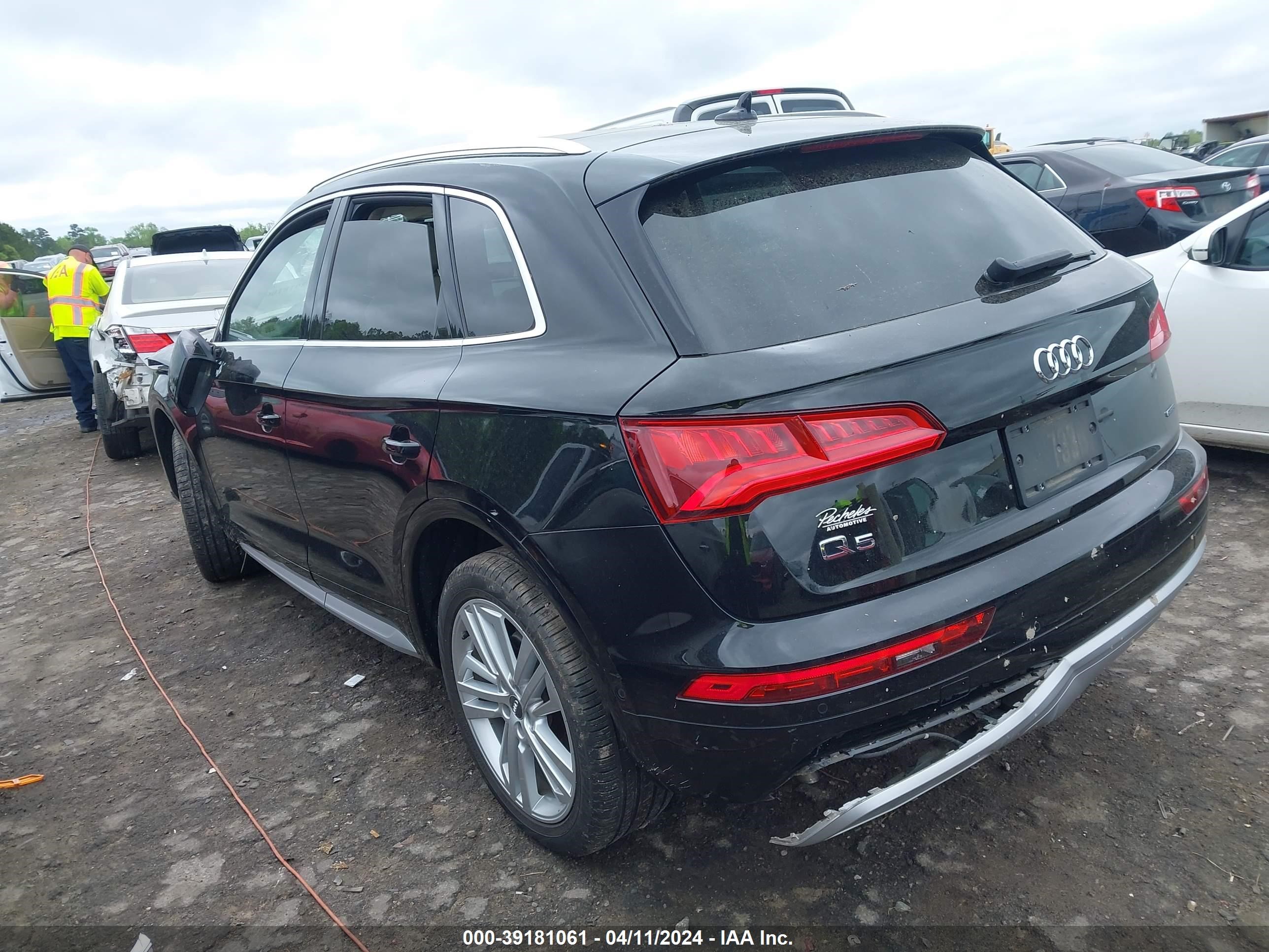 Photo 2 VIN: WA1CNAFYXK2059012 - AUDI Q5 