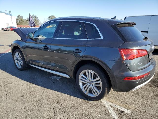 Photo 1 VIN: WA1CNBFY2J2025781 - AUDI Q5 