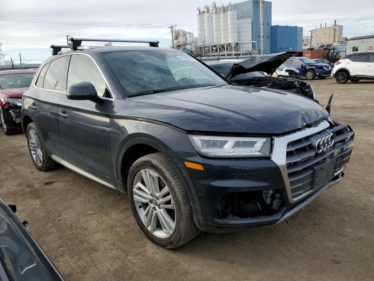 Photo 3 VIN: WA1CNBFY6J2040641 - AUDI Q5 