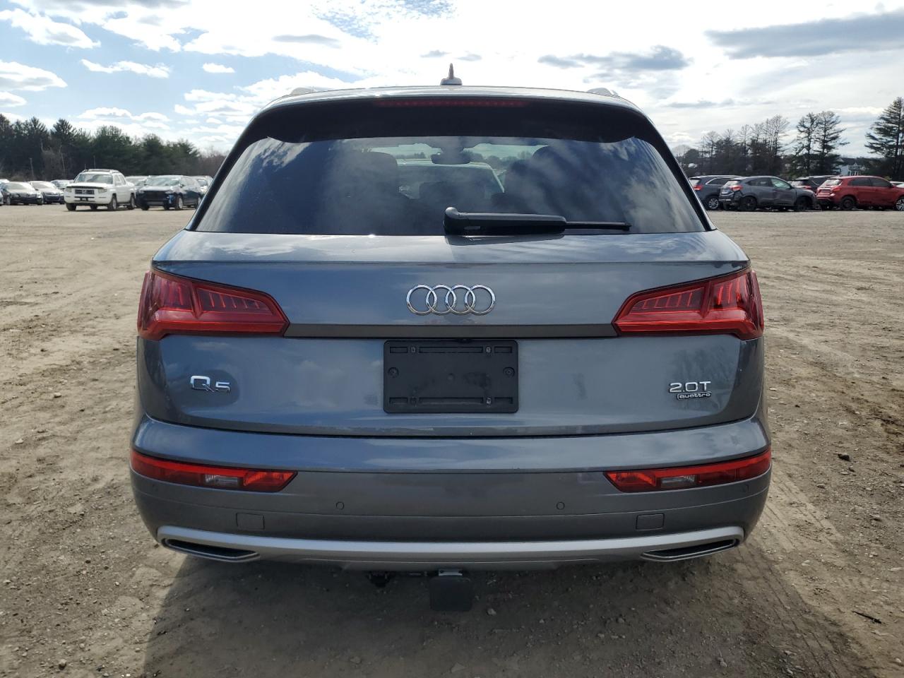 Photo 5 VIN: WA1CNBFY8J2062141 - AUDI Q5 