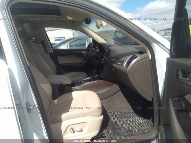 Photo 4 VIN: WA1D7AFP1HA008387 - HYUNDAI GRANDEUR 