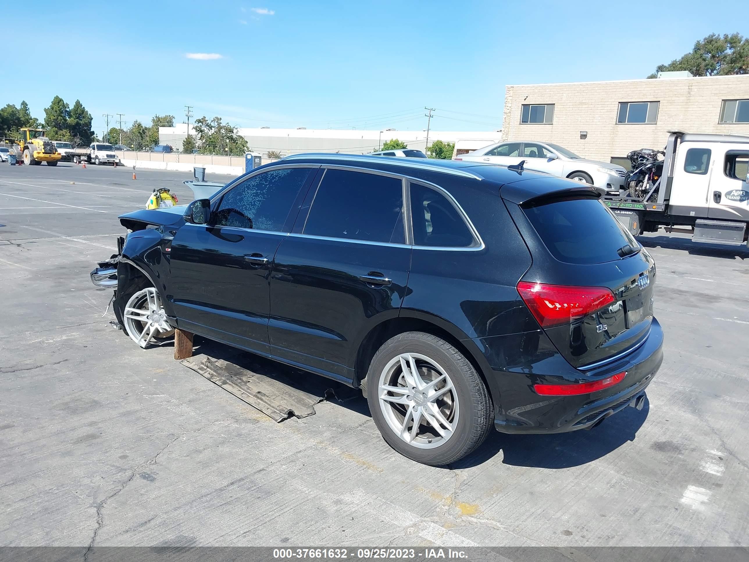 Photo 2 VIN: WA1D7AFPXGA021962 - AUDI Q5 