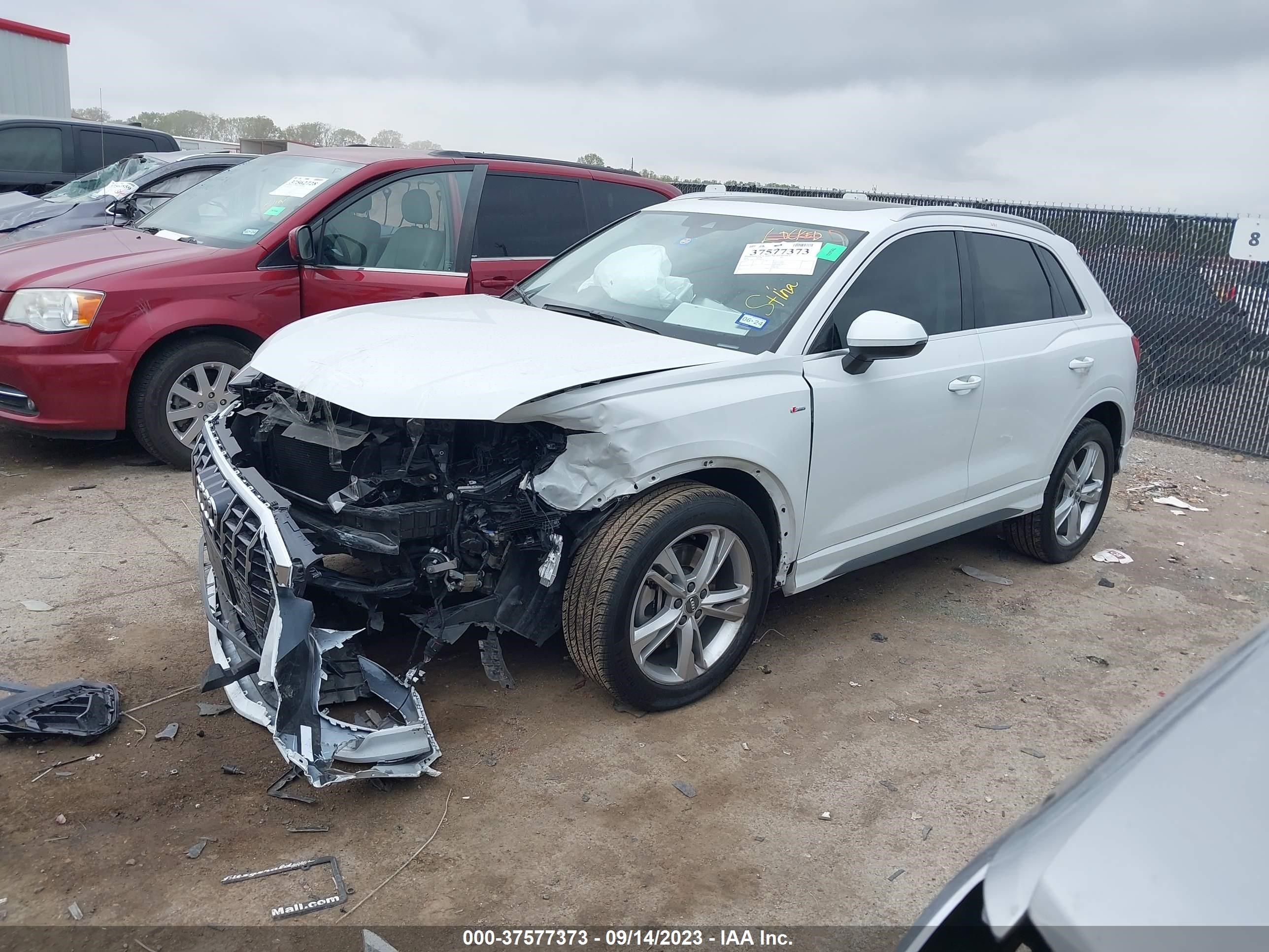 Photo 1 VIN: WA1DECF30L1108729 - AUDI Q3 