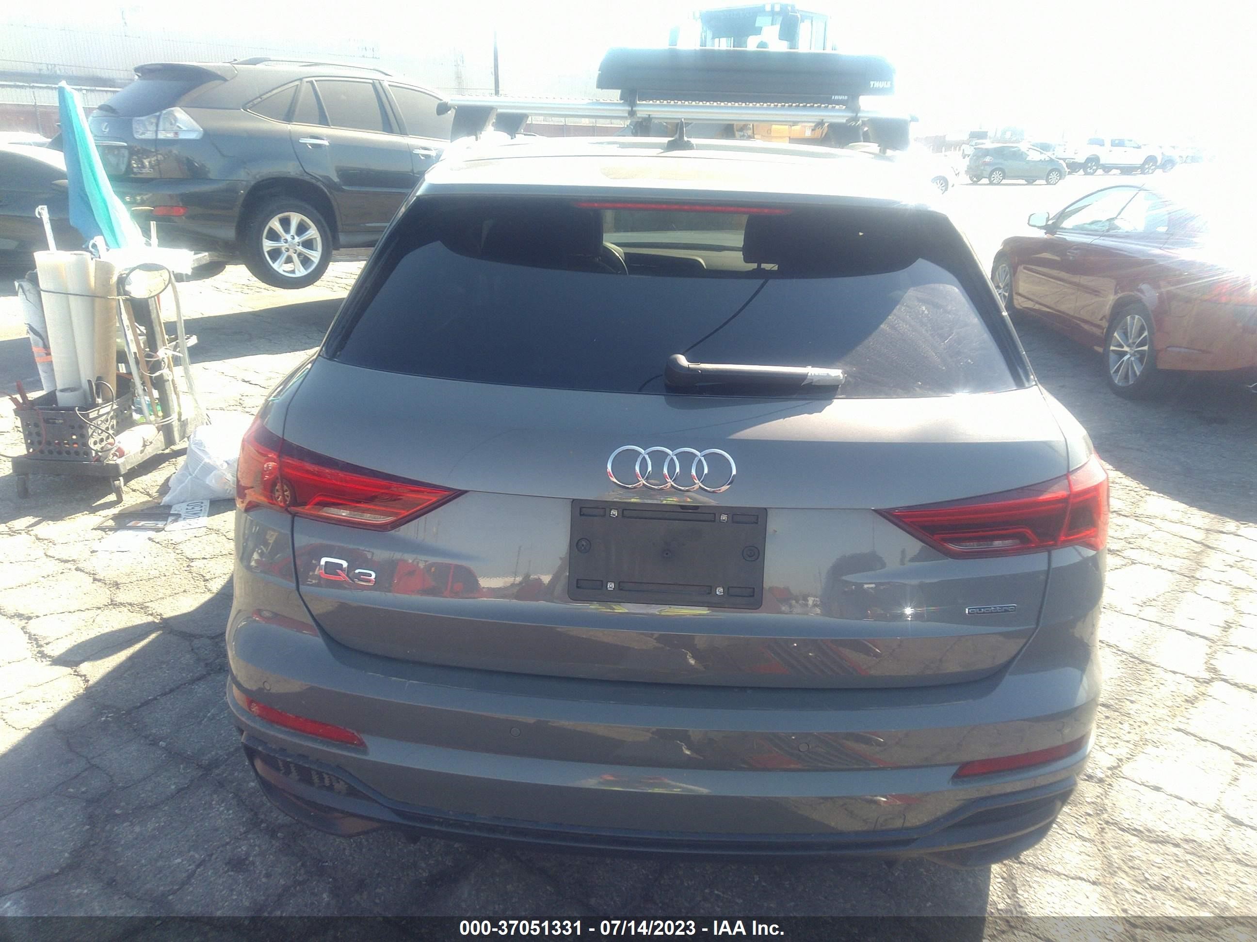 Photo 15 VIN: WA1DECF31M1002498 - AUDI Q3 