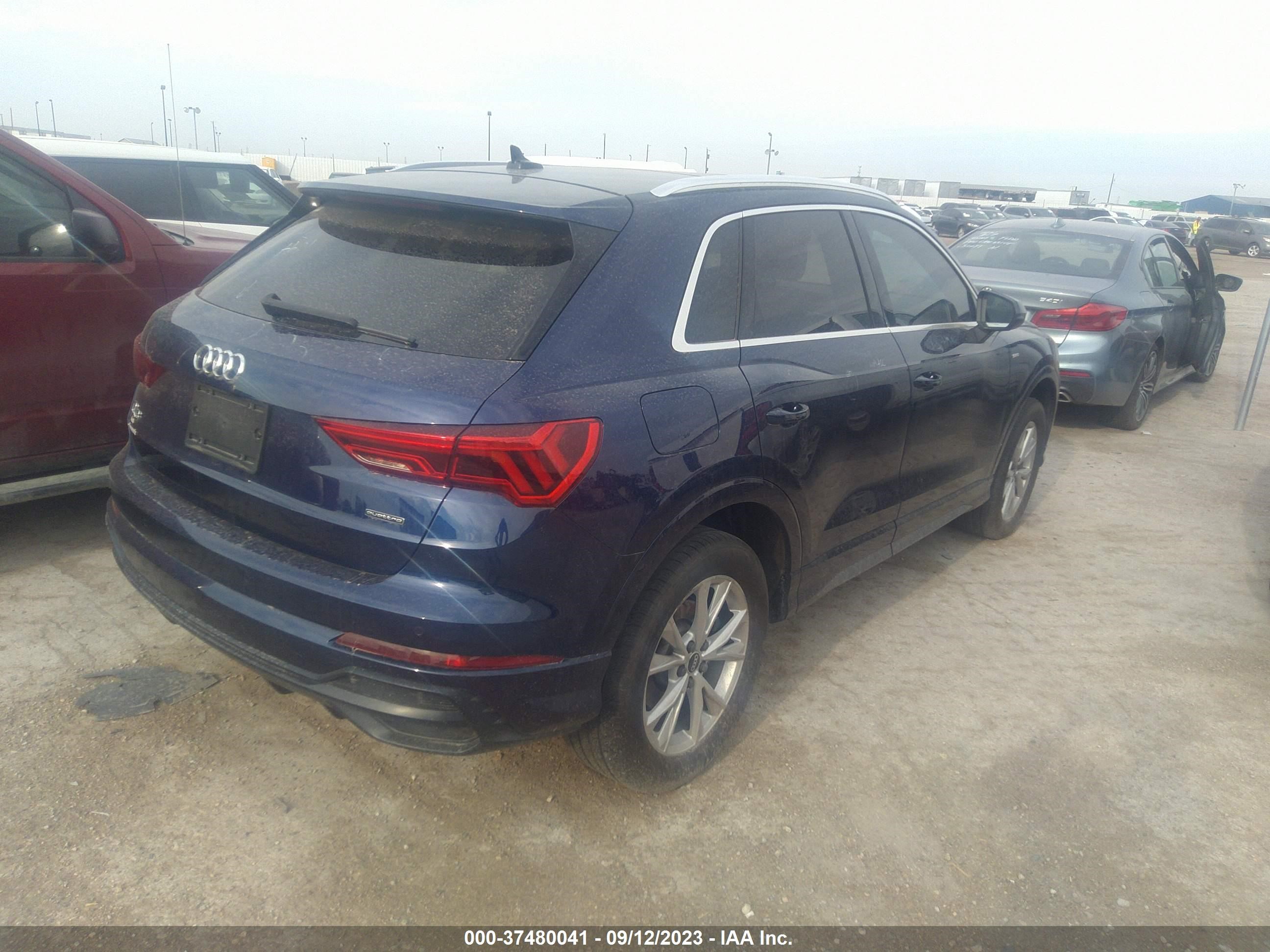 Photo 3 VIN: WA1DECF31M1016224 - AUDI Q3 