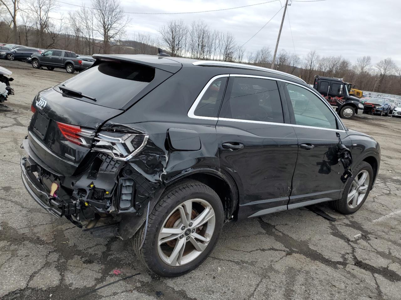 Photo 2 VIN: WA1DECF31P1077545 - AUDI Q3 