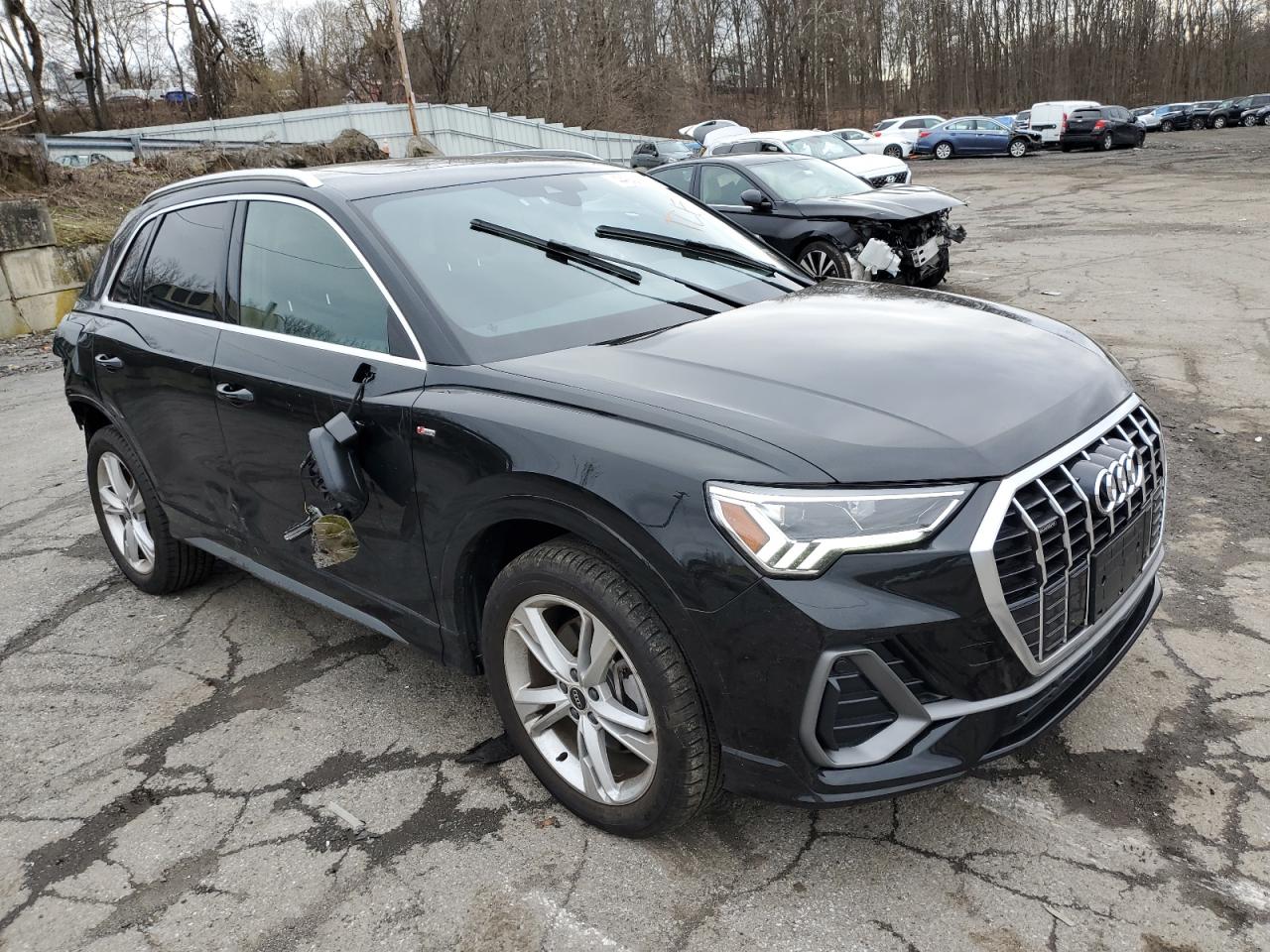 Photo 3 VIN: WA1DECF31P1077545 - AUDI Q3 