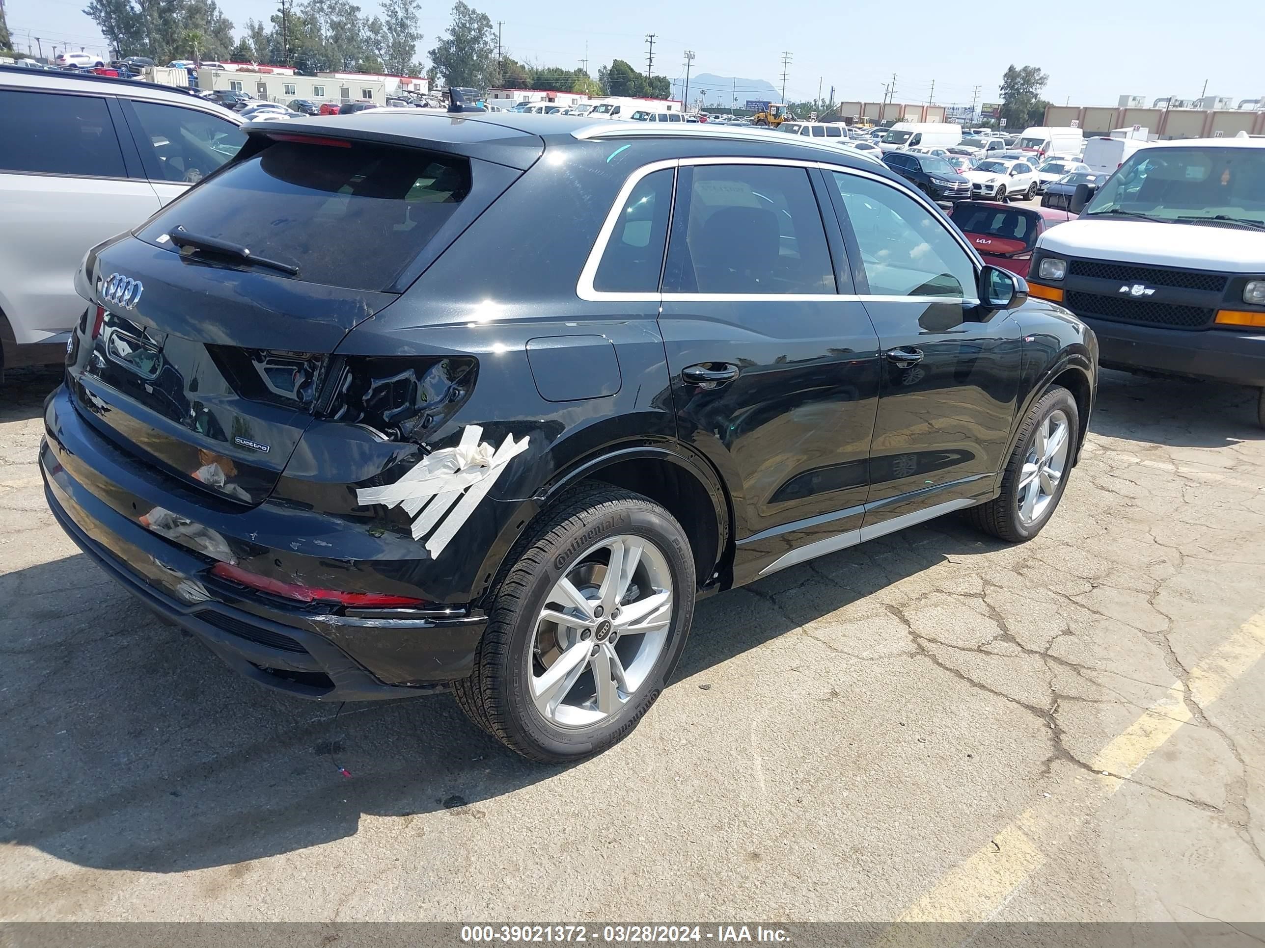 Photo 3 VIN: WA1DECF31R1023469 - AUDI Q3 