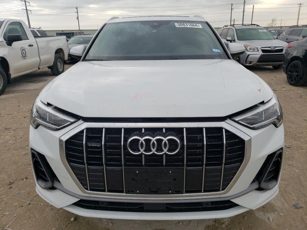 Photo 4 VIN: WA1DECF31R1025657 - AUDI Q3 