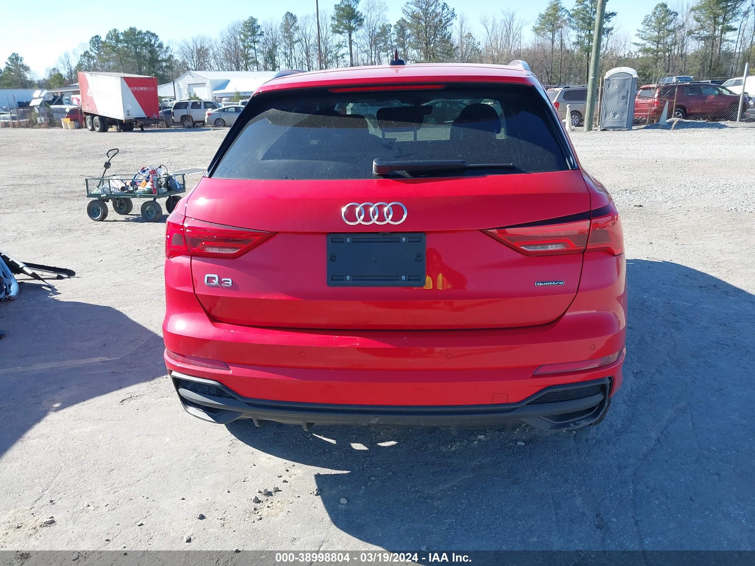 Photo 15 VIN: WA1DECF31R1082814 - AUDI Q3 