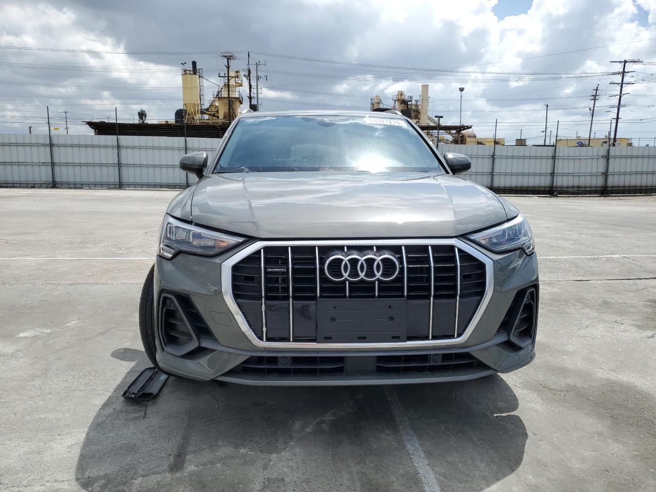 Photo 4 VIN: WA1DECF32L1047366 - AUDI Q3 