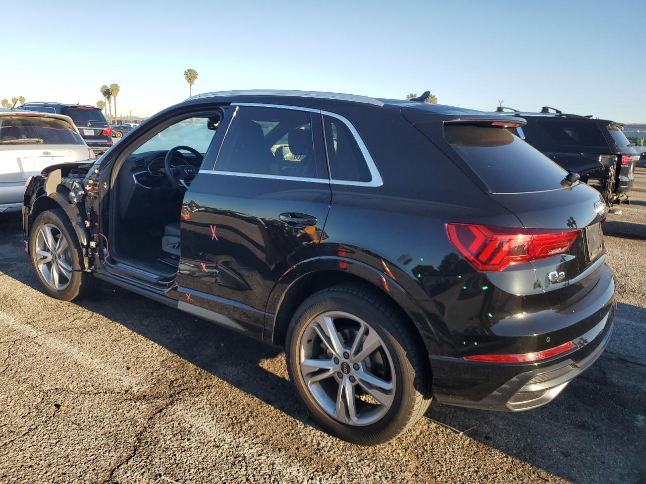 Photo 1 VIN: WA1DECF33M1015849 - AUDI Q3 