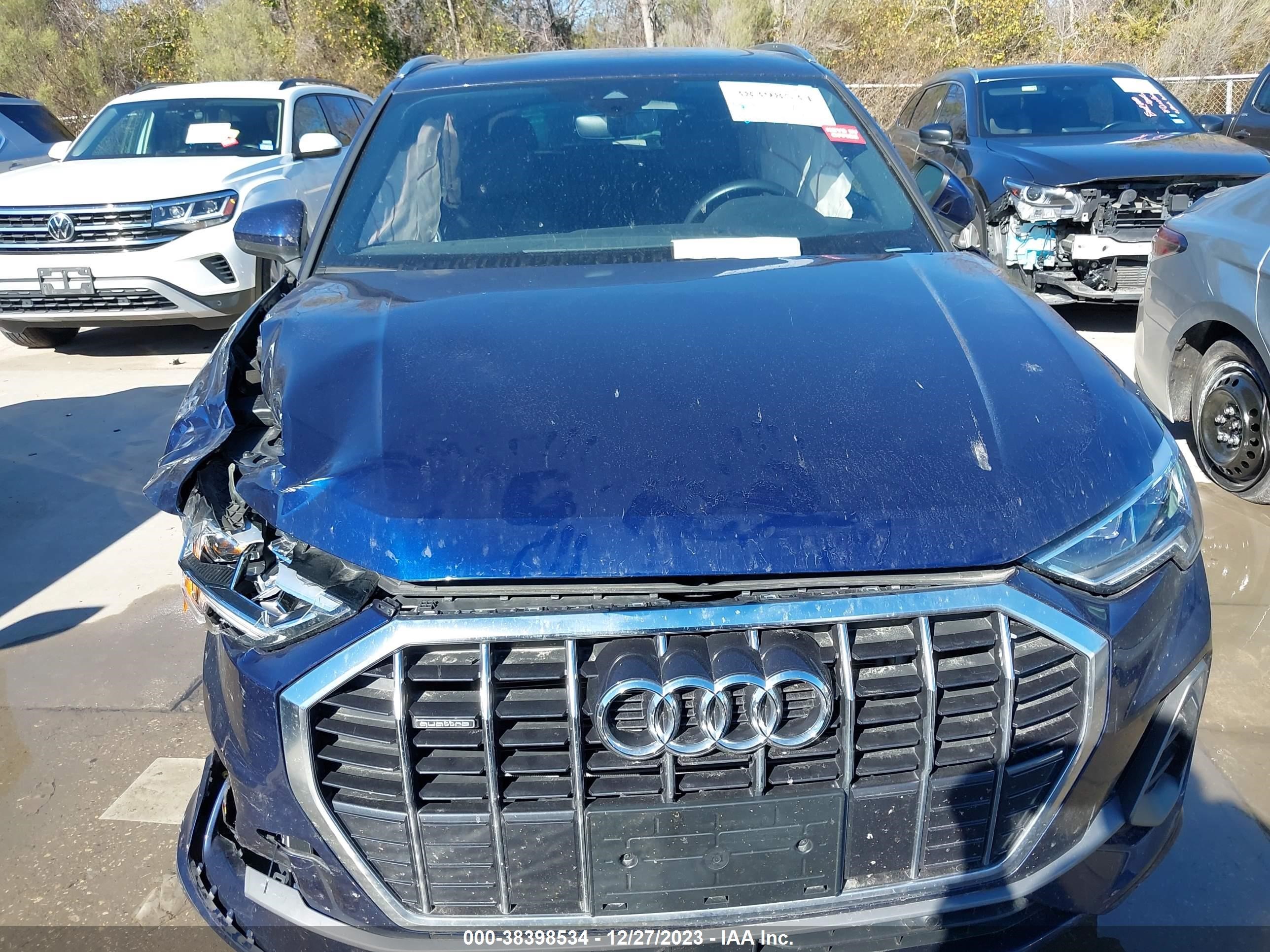 Photo 11 VIN: WA1DECF33P1083556 - AUDI Q3 