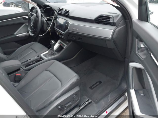 Photo 4 VIN: WA1DECF36N1127305 - AUDI Q3 