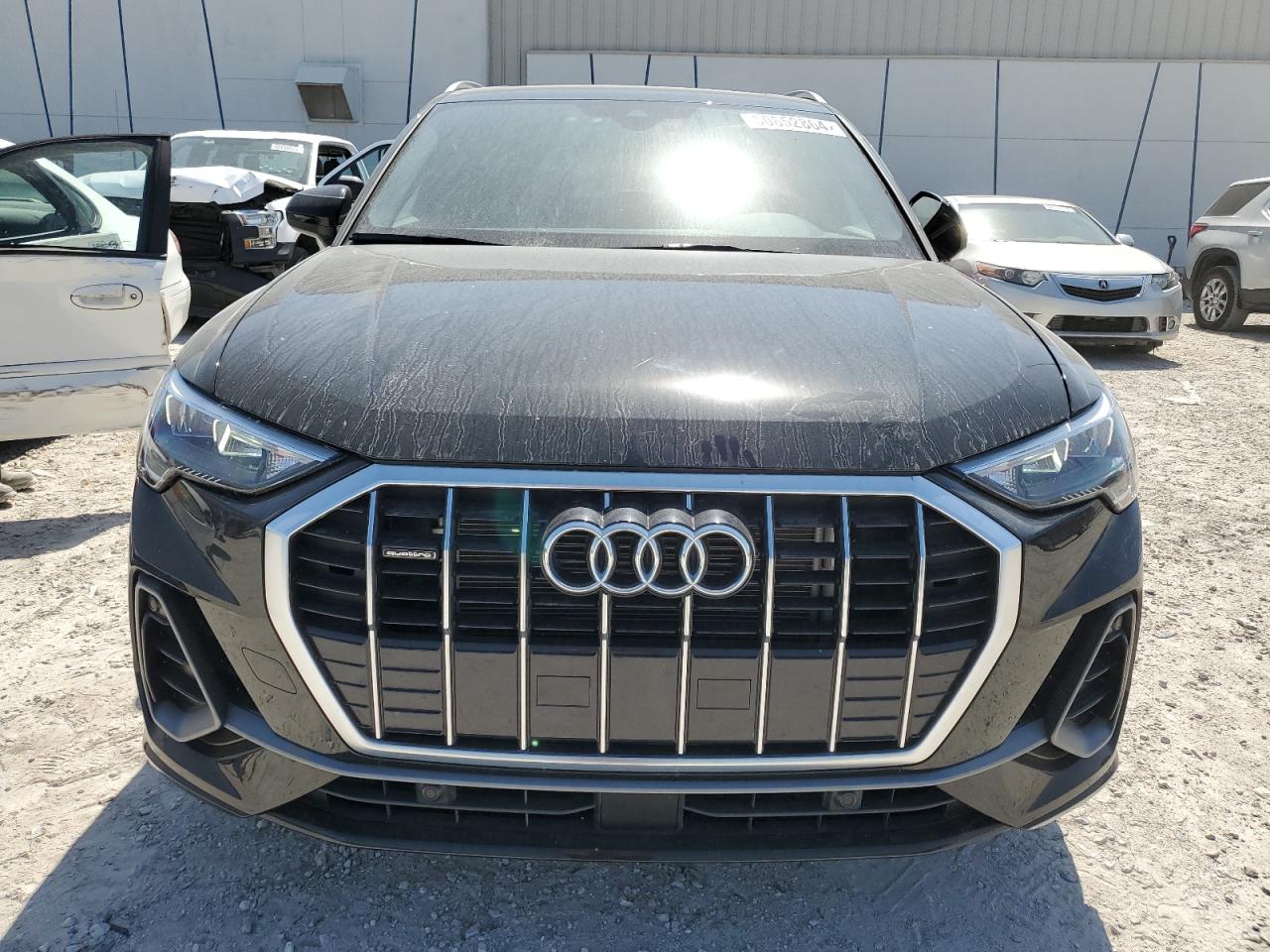 Photo 4 VIN: WA1DECF37N1124882 - AUDI Q3 