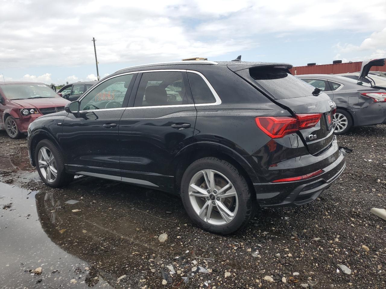 Photo 1 VIN: WA1DECF37N1141987 - AUDI Q3 