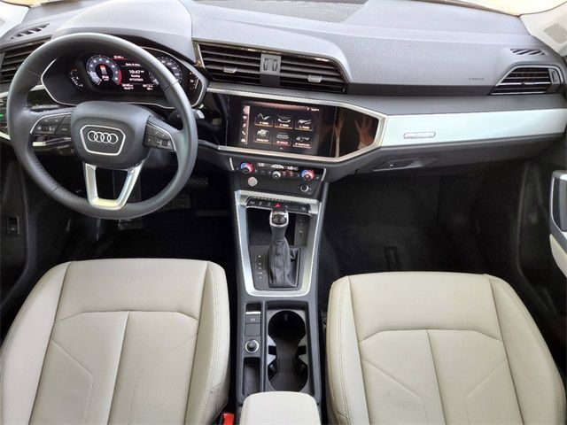 Photo 3 VIN: WA1DECF39L1082552 - AUDI Q3 