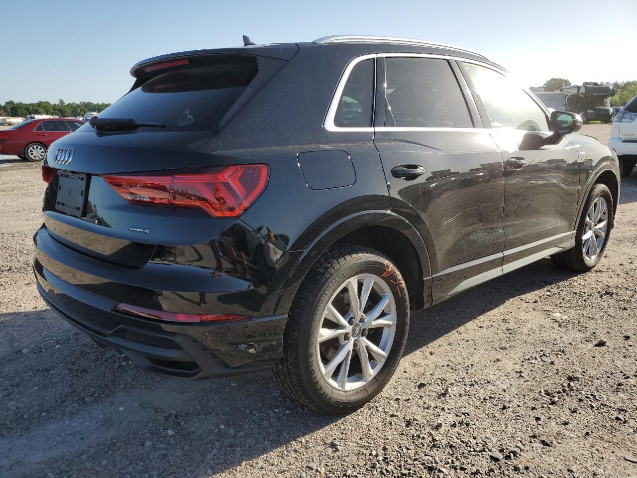 Photo 2 VIN: WA1DECF39M1003916 - AUDI Q3 