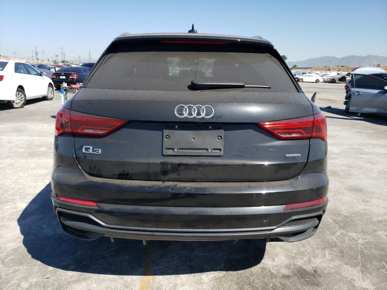 Photo 5 VIN: WA1DECF39M1042148 - AUDI Q3 