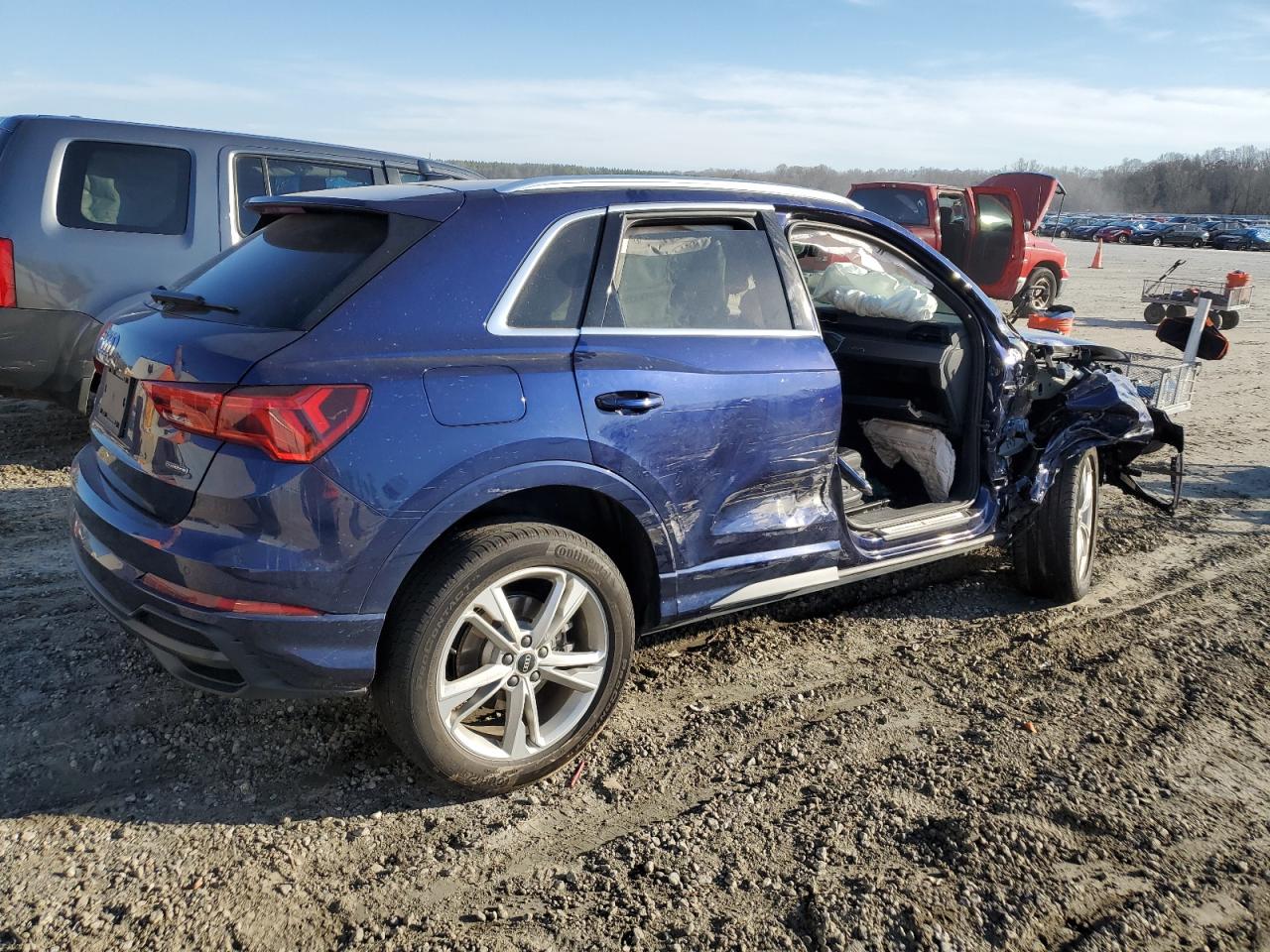 Photo 2 VIN: WA1DECF39N1061624 - AUDI Q3 