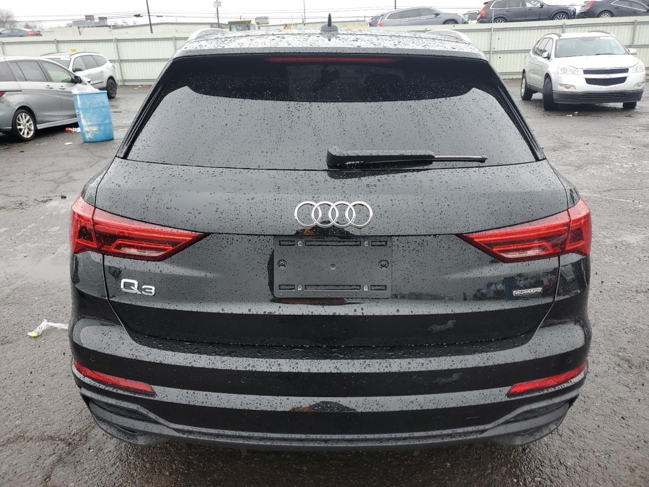 Photo 5 VIN: WA1DECF39R1076307 - AUDI Q3 