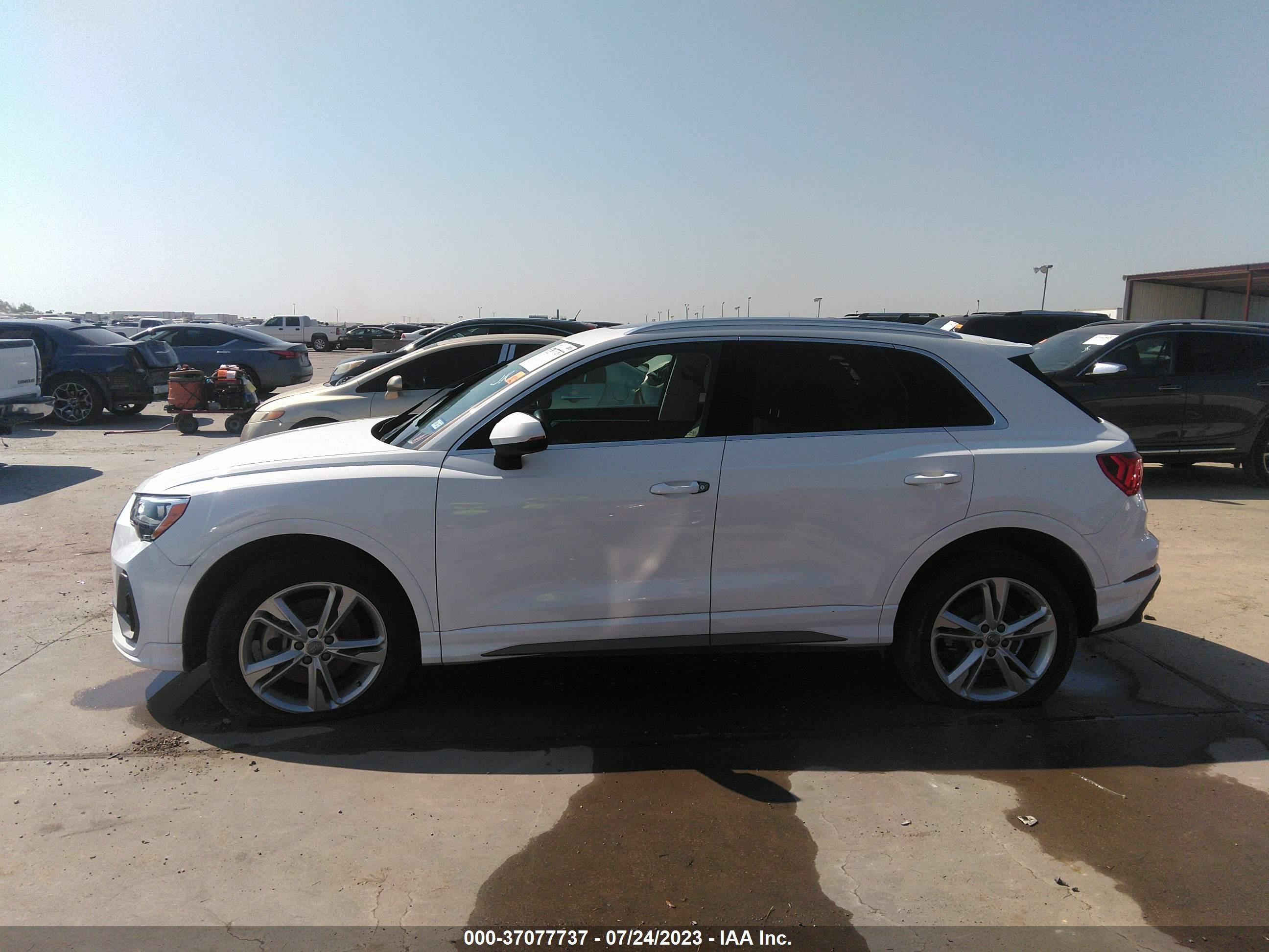 Photo 12 VIN: WA1DECF3XL1102226 - AUDI Q3 