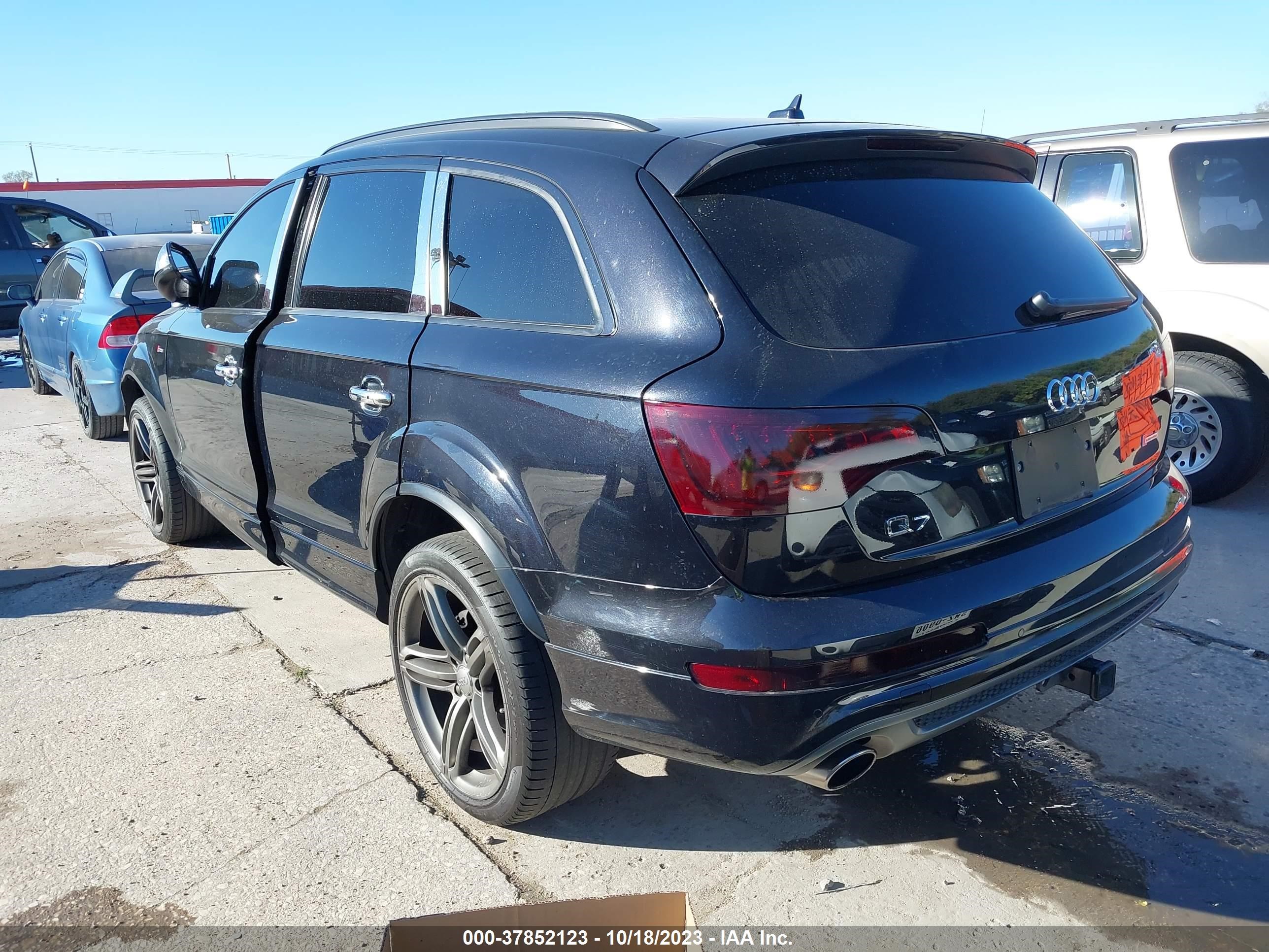 Photo 2 VIN: WA1DGAFE2CD007044 - AUDI Q7 