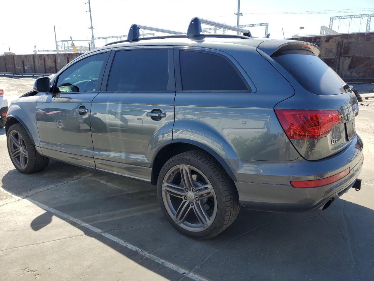 Photo 1 VIN: WA1DGAFE5ED021040 - AUDI Q7 